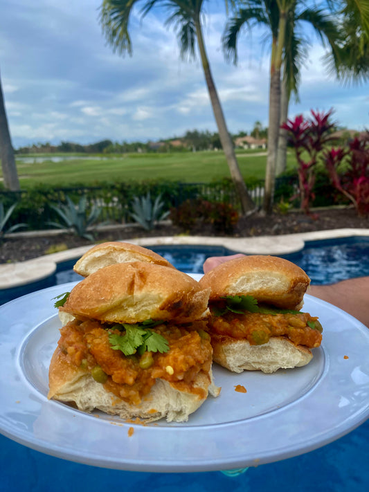 Pav Bhaji (Spicy Potato Sandwich)